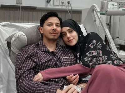 Sonny Septian diperbolehkan pulang setelah puluhan hari dirawat di Rumah Sakit. Foto : Instagram/fairuzarafiq