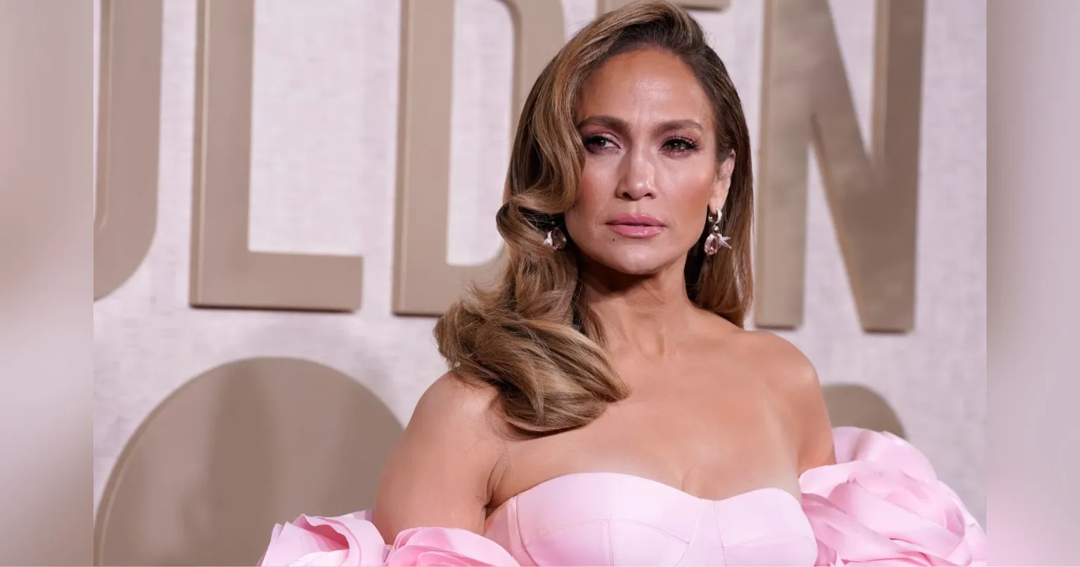 Mantan Tunangan Jennifer Lopez Unggah Postingan Kata-kata Bijak