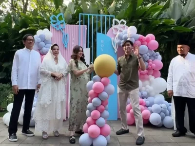 Kevin Aprilio dan Vicy Melanie Bakal Dikaruniai Anak Perempuan. (Foto: Agnes/Nyata)