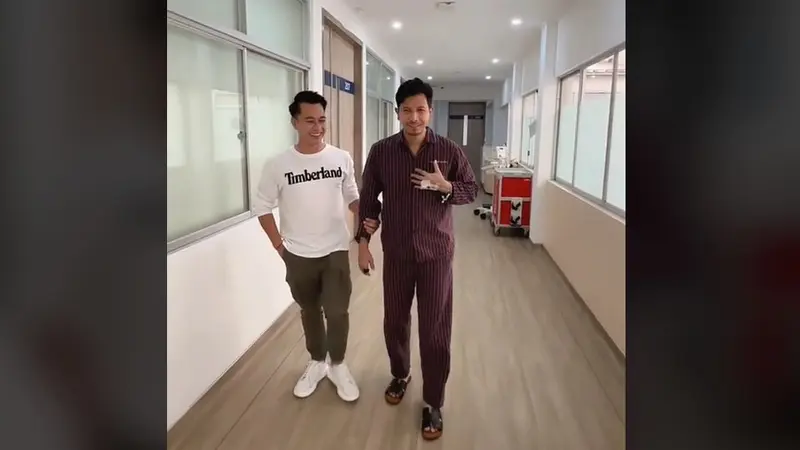 Pemulihan, Eza Gionino Temani Sonny Septian Belajar Jalan