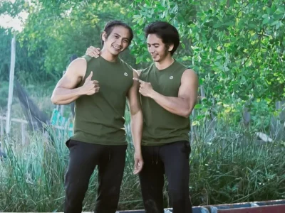 Pedangdut kembar Rizki dan Ridho. (Foto: Instagram/da2_ridho)