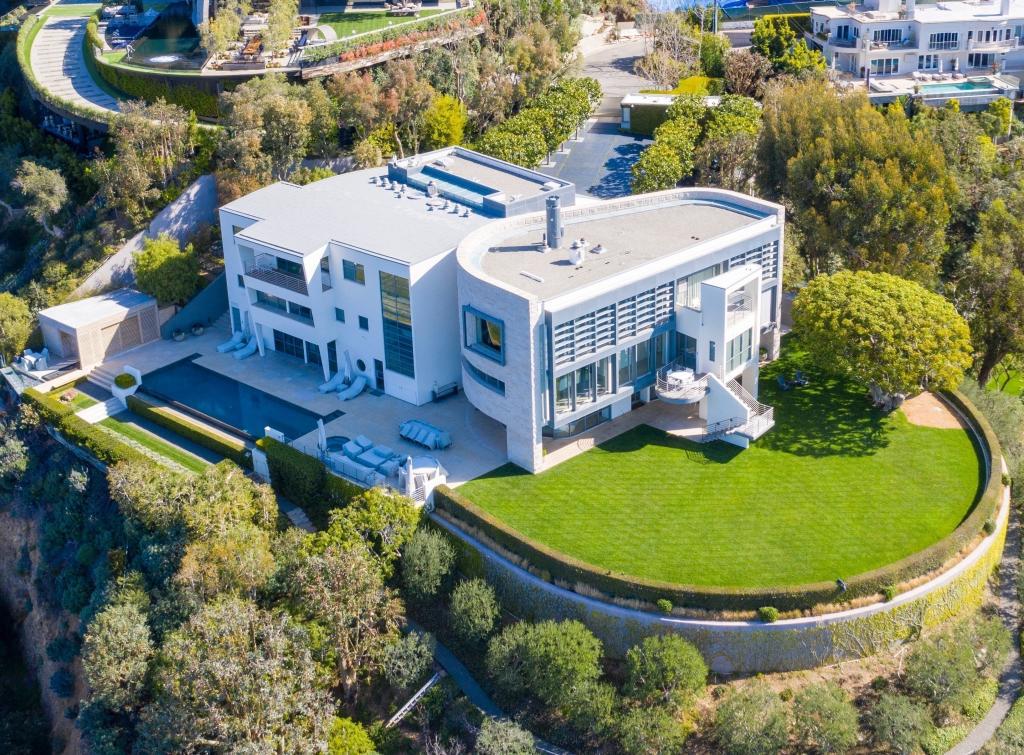Rumah mewah Tom Hanks tampak dari atas. (Foto: CLTN)