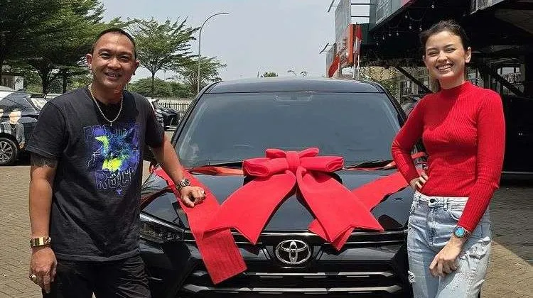 Kimberly Ryder Dapat Hadiah Mobil, Anak Tak Lagi Pakai Angkot