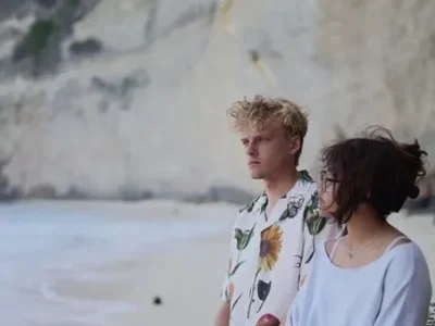 Cinta Kuya dan pacar bulenya, Logan Huck. (Foto: Instagram/cintakuya)