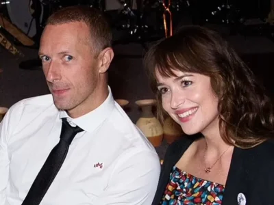 Dakota Johnson dan Chris Martin diisukan putus. Foto: Dok. Daily Mail