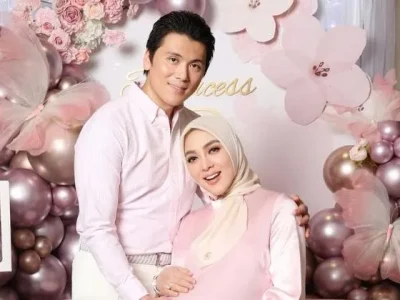Di kehidupan nyata, keharmonisan hubungan Leo dan Cancer seperti rumah tangga pasangan selebriti Syahrini dan Reino Barack. (Foto: Instagram/ Princess Syahrini)