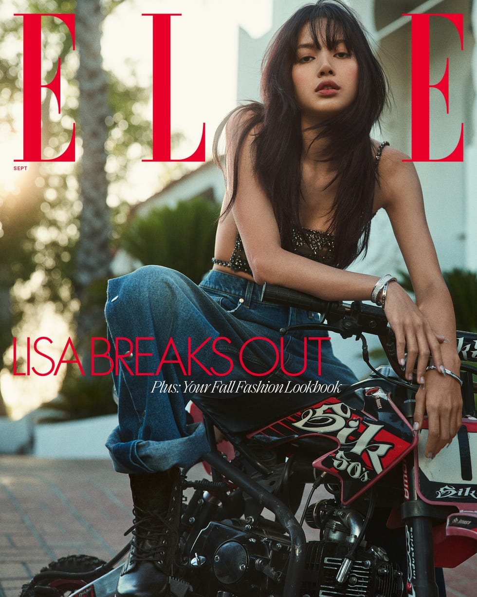 Lisa BLACKPINK hiasi cover majalah ELLE Amerika edisi September. Foto: Dok. ELLE