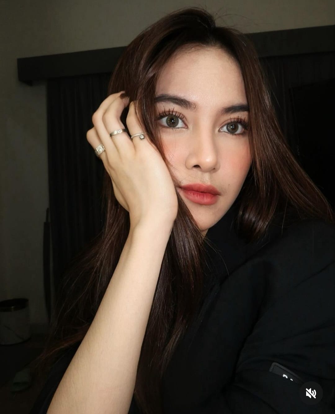 Potret terbaru Mahalini pamerkan wajah cantik. Foto: Dok. Instagram @mahaliniraharja