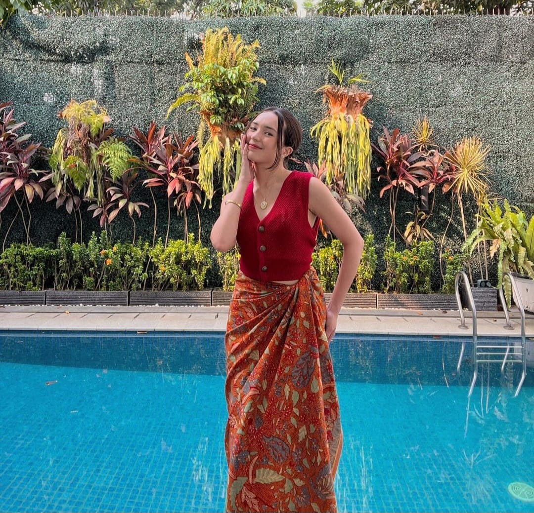 Gaya modern ala Beby Tsabina. Foto: Dok. Instagram @bebytsabina