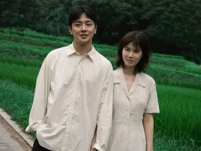 Pemeran Marry My Husband, Gong Min Jung dan Jang Jae Ho umumkan bakal menikah. Foto: Dok. Instagram @greengreen_j