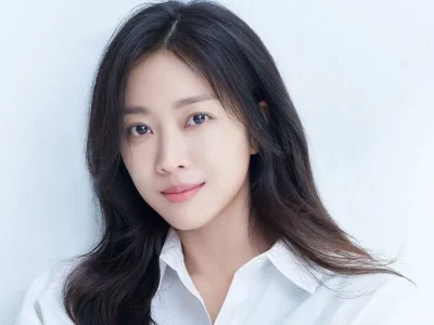 Jo Bo Ah akan menikah bulan Oktober mendatang. Foto: Dok. Instagram @xyzstudio_official