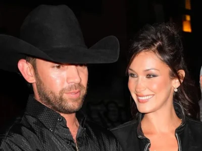 Bella Hadid dan kekasihnya, Adan Banuelos. Foto: Dok. GC Images via Pagesix