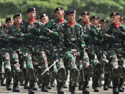 Beberapa zodiak ini patriotik dan berdedikasi tinggi terhadap tanah air mereka, serta selalu bersedia untuk berjuang dalam mempertahankannya. (Foto: R. Rekotomo/ Antara Foto)