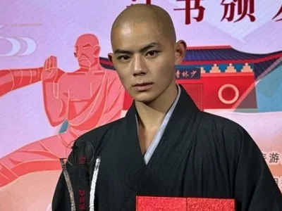 Biksu Shaolin Tertampan Qiu Feng Tewas Tragis di Usia 21 (Foto: Weibo)