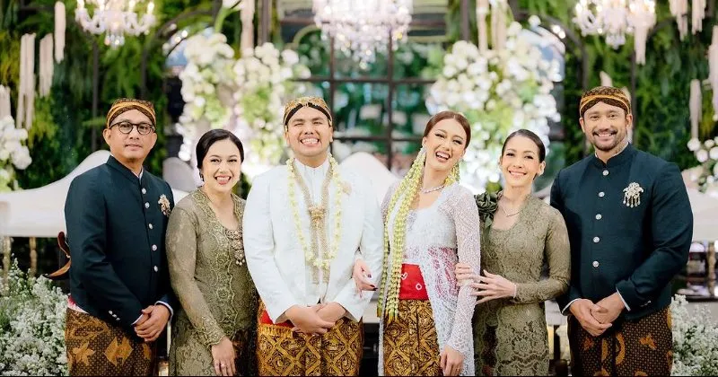 Tora Sudiro Ungkap Kesedihan di Balik Kebahagiaan Pernikahan Putrinya
