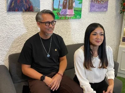 Polemik penggelapan sertifikat tanah Nirina Zubir (kanan) menuju babak akhir. (Foto: Dok. Nyata/Stephine)