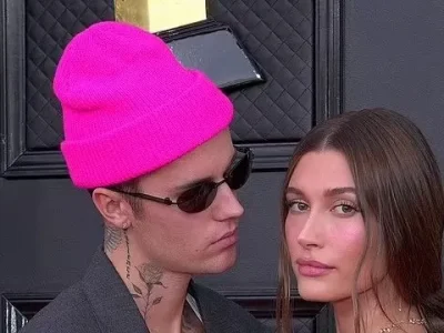 Justin dan Hailey Bieber resmi berstatus sebagai orang tua setelah kelahiran anak pertama mereka. Foto : Getty Images For The Recording A