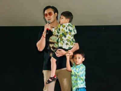 Baim Wong saat gala premiere film 'Lembayung'. (Foto: Agnes/Nyata)