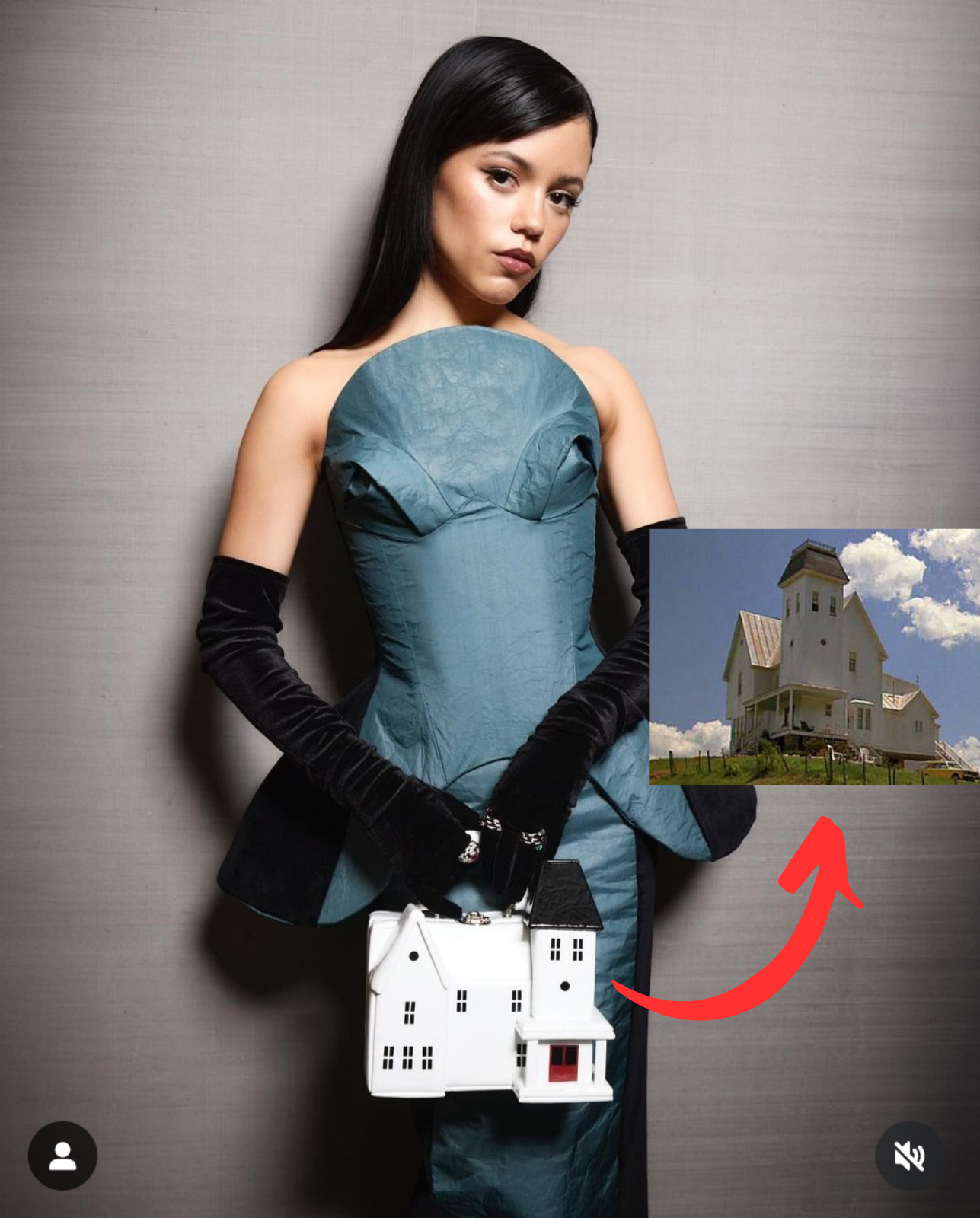 Tas desain rumah Deetz. Foto: Dok. Instagram @mrenriquemelendez