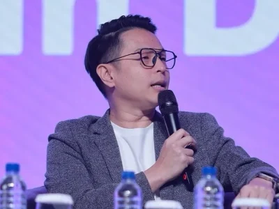 Ernest Prakasa ternyata punya kutil. (Foto: Instagram/ernestprakasa)