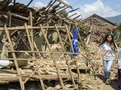 Gempa Bandung. (Foto: Dok. ANTARA/Novrian Arbi)