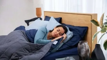 Posisi Tidur Terbaik untuk Kesehatan Jantung, Miring ke Kiri atau Kanan?