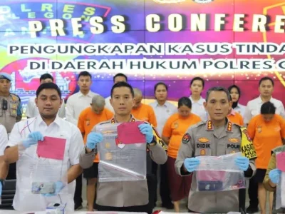 Polres Cilegon ungkap kasus kematian bocah lima tahun yang disekap pakai bantal. (Foto: Dok. Humas Polres Cilegon)