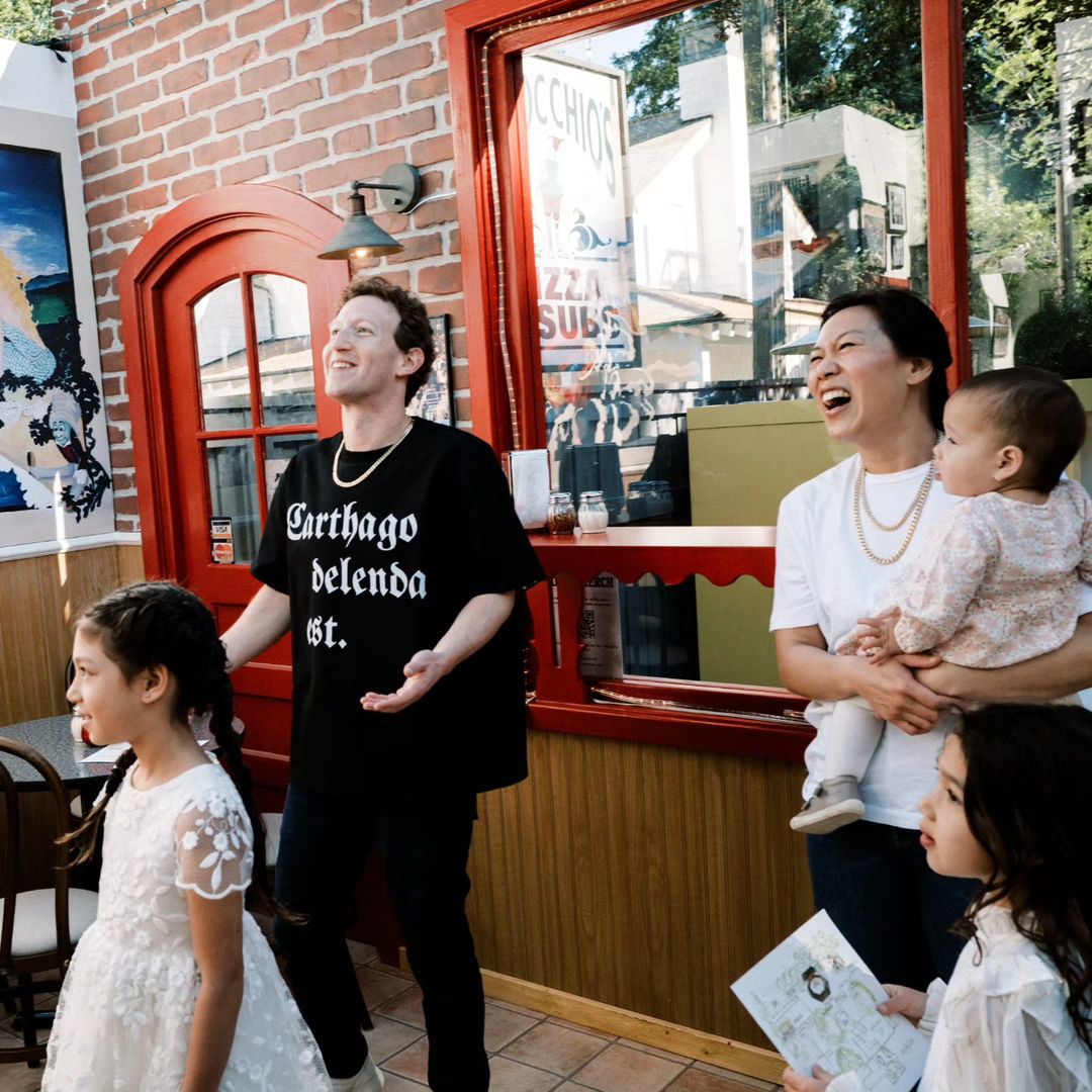 Mark Zuckerberg saat besama keluarga. (Foto: Instagram/zuck)