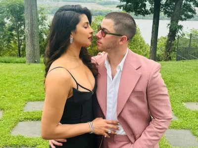 Potret kemesraan Priyanka Chopra dan Nick Jonas. (Foto: Instagram/nickjonas)