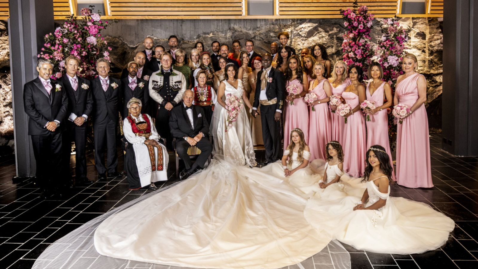 The Bridal Party. (Foto: Maja Moan/The Royal House of Norway)