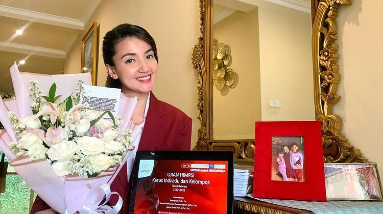 Lulus S2, Tsania Marwa Singgung Perjuangan Hak Asuh Anak sebagai Judul Tesis
