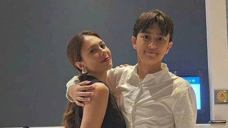Putra Wulan Guritno Raih Medali di Kompetisi Internasional