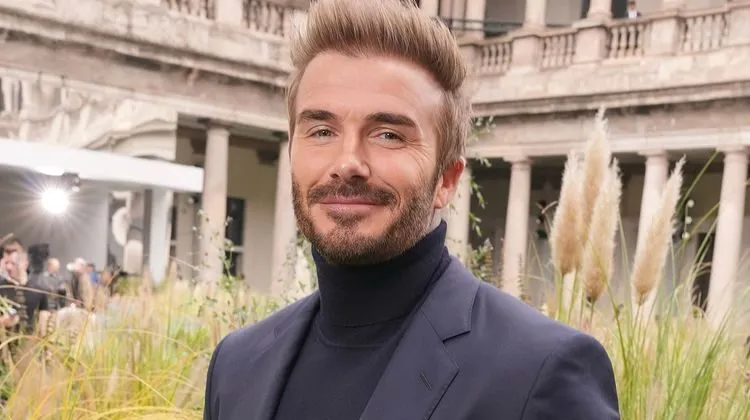 David Beckham Diejek Anak Karena Pamer Otot saat Gym