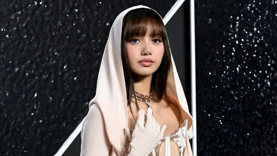 Lisa BLACKPINK Bakal Tampil Di Fashion Show Victoria’s Secret