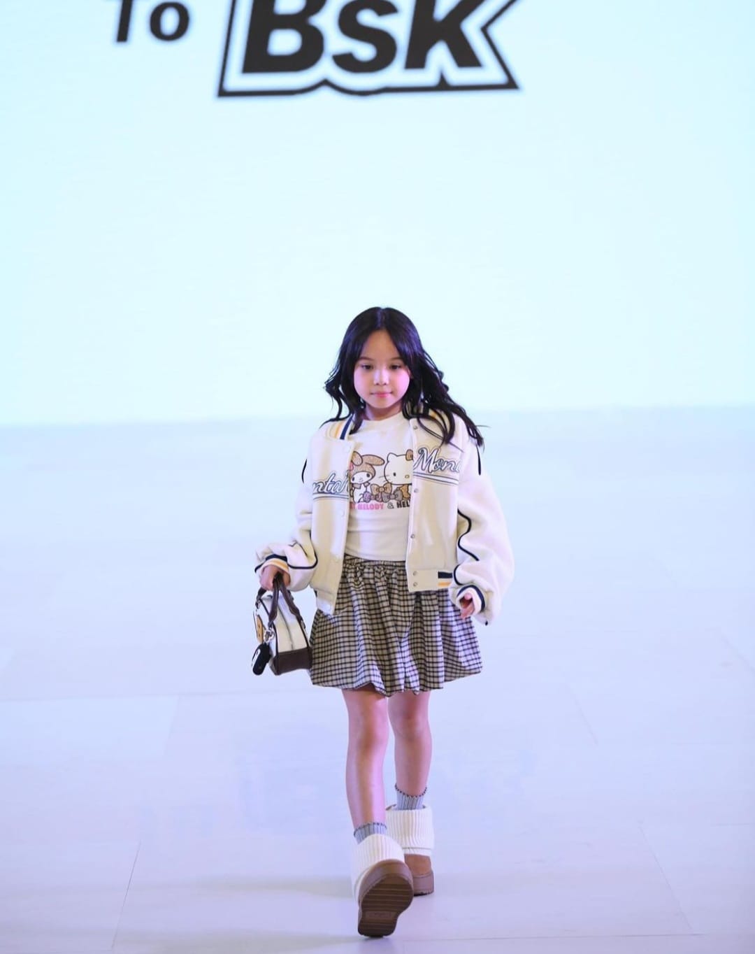 Gempi melenggang di runway fashion show. Foto: Dok. Instagram @gadiiing