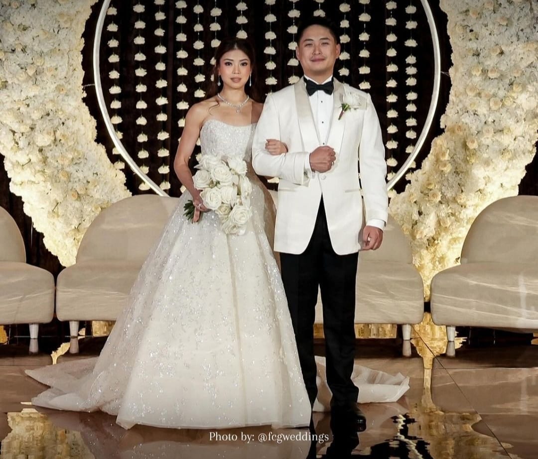 Busana resepsi. Foto: Dok. Instagram @weddingku