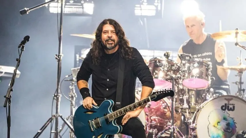 Foo Fighters Hiatus Imbas Skandal Dave Grohl Selingkuh