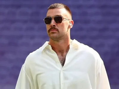 Gaya Travis Kelce berubah setelah pacaran dengan Taylor Swift. Foto: Dok. Instagram @killatrav