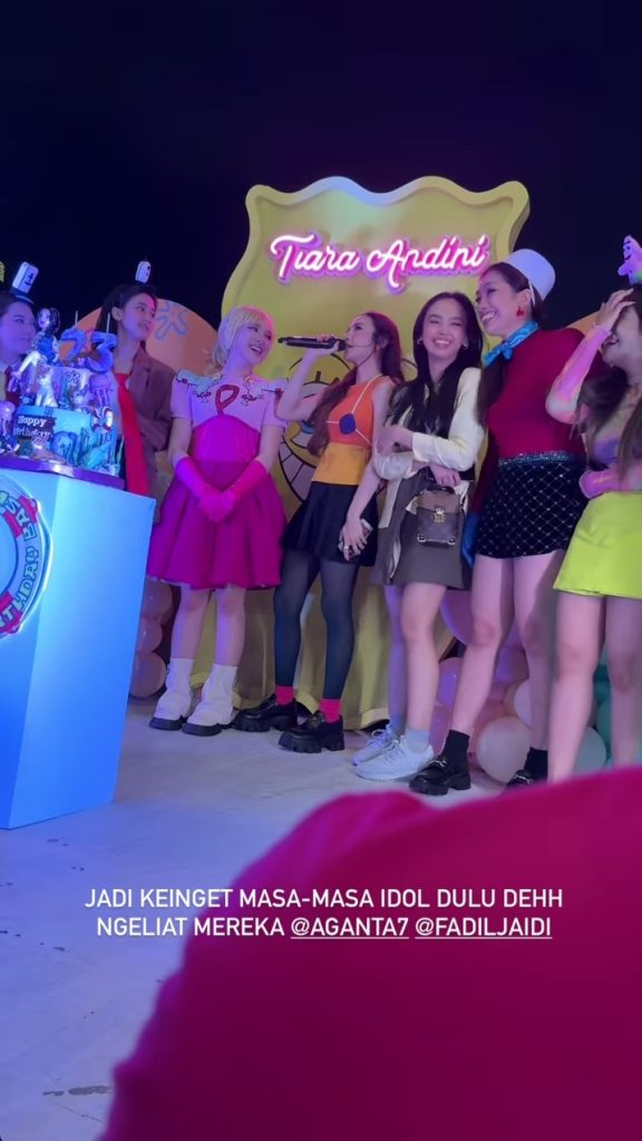 Tiara Andini bersama teman-teman 'Indonesian Idol' di pesta ulang tahunnya (Foto: Instagram/tutorialhidub)