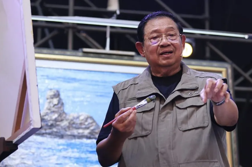 Melukis Gunung Lawu, SBY Tampil Lagi di Pestapora 2024