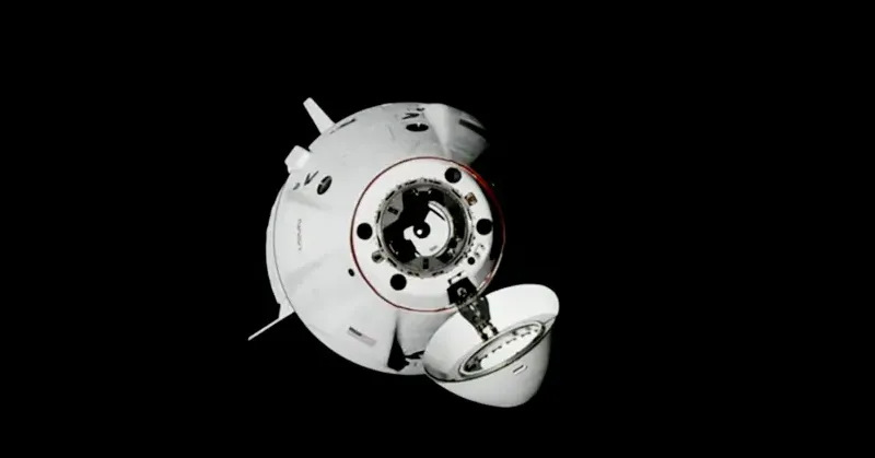 SpaceX Jemput 2 Astronaut yang Terjebak Berbulan-bulan di Luar Angkasa