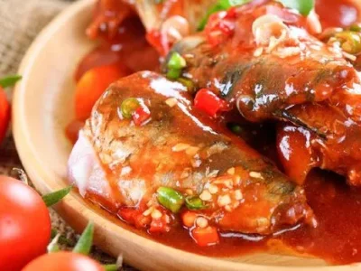 Sarden, salah satu seafood yang mengandung kalsium. Foto : iStockphoto/DeeNida