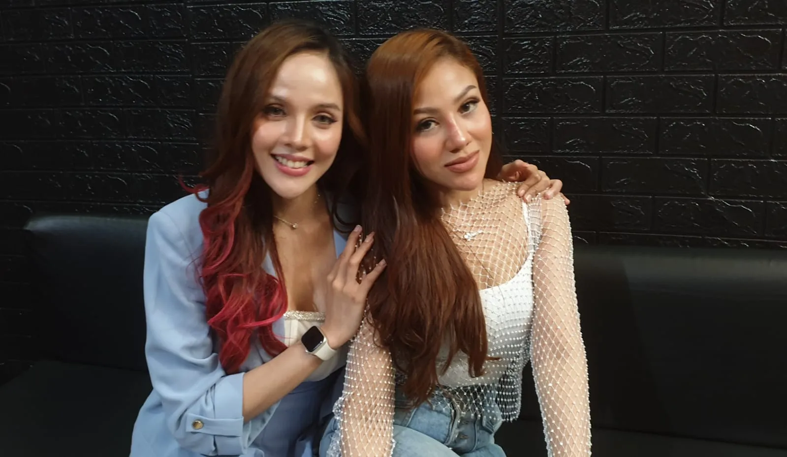 Duo BESTie Rilis Single ‘Simsalabim Cinta’, Lagu Tentang Cewek Bucin