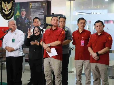 Kejagung menetapkan tersangka tiga hakim yang memvonis bebas Ronald Tannur, atas dugaan suap. Foto : Kejagung
