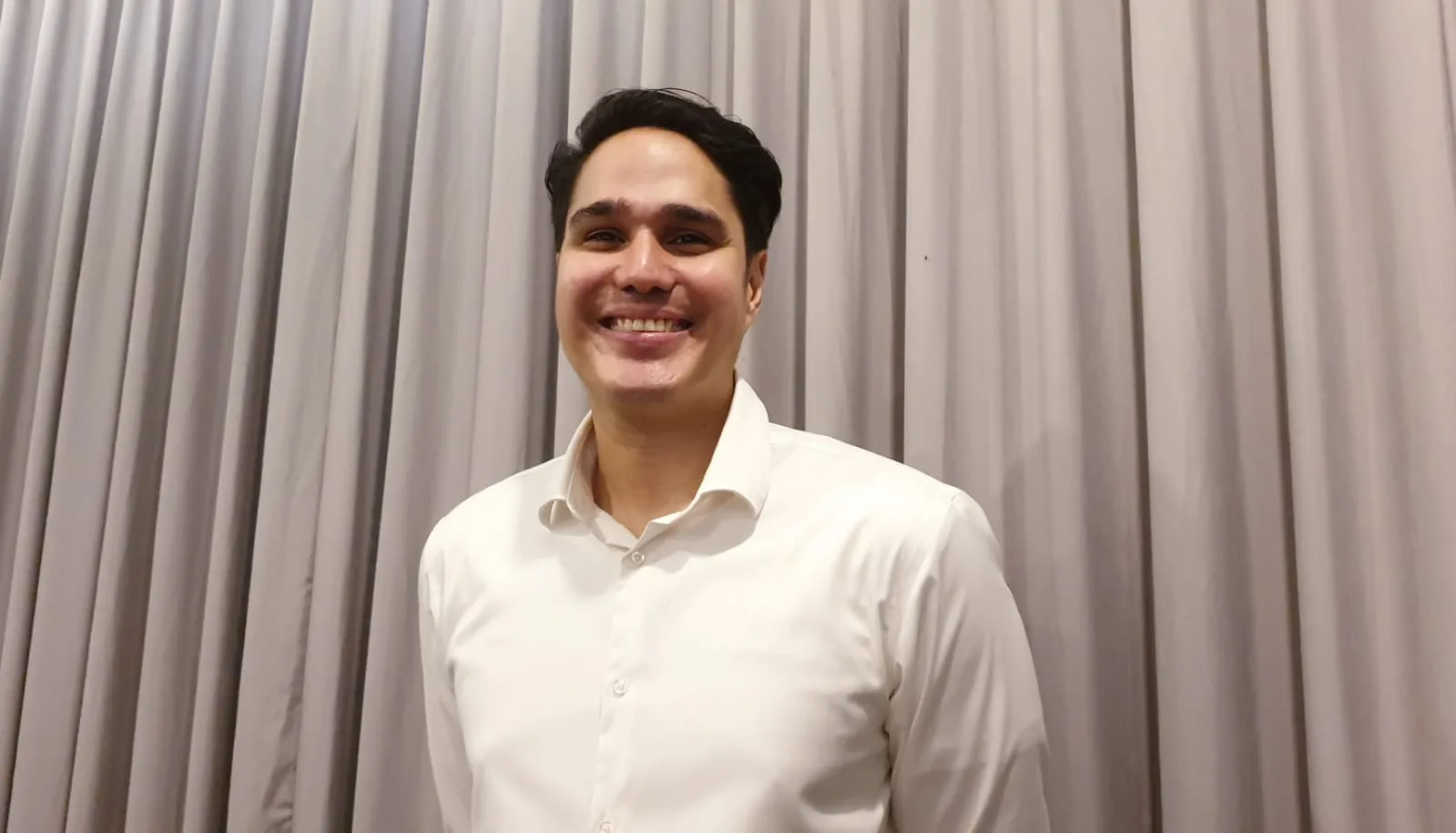 Perankan Duda di Series ‘Duren Jatuh’, Mischa Chandrawinata Turunkan BB 11 Kg