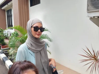 Paula Verhoeven saat menghadiri sidang perceraian perdana. (Foto: Bayu/Nyata)