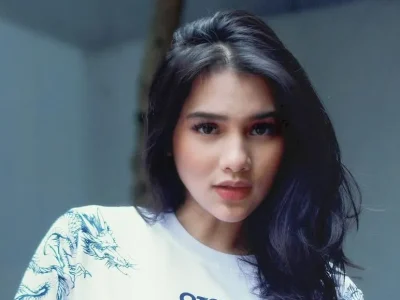 Davina Karamoy ngaku kerap diselingkuhi. Foto : Instagram/davinaakaramoy