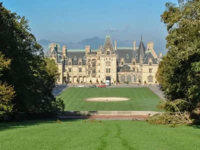 Bangunan utama Biltmore Estate. (Foto: Instagram/biltmoreestate)