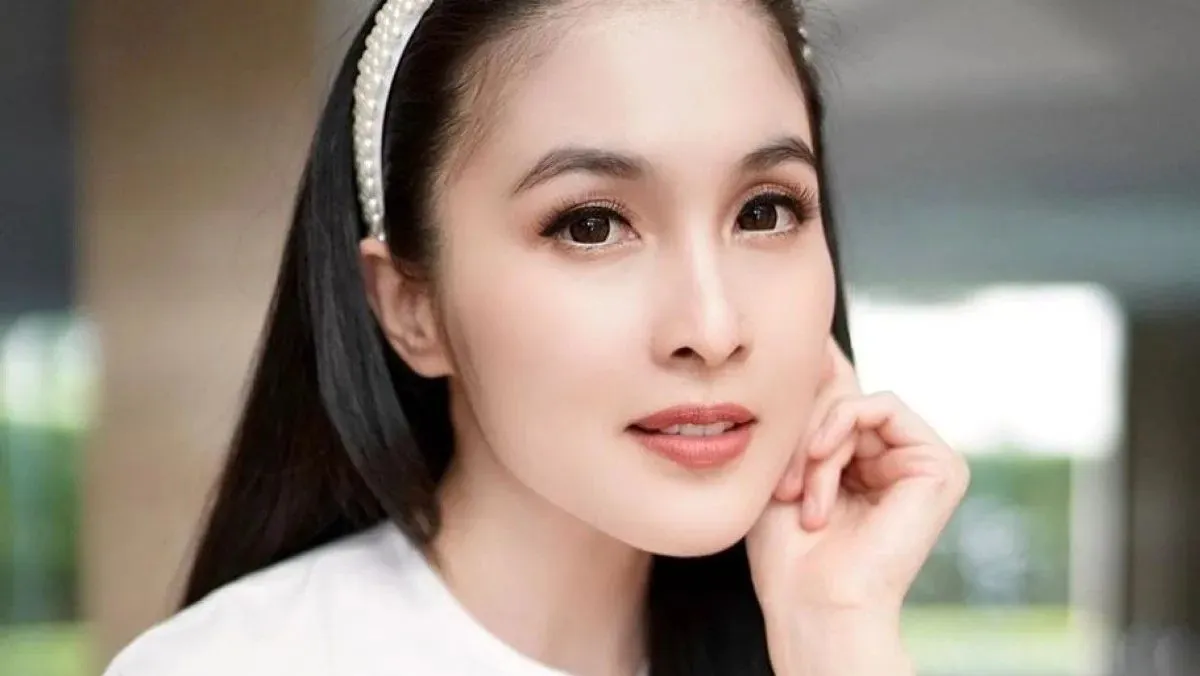 Dikenal Glowing, Sandra Dewi Ternyata Idap Penyakit Kulit