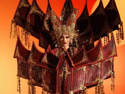 Nova Liana bakal pakai busana Payakumbuah di ajang Miss Grand International 2024.